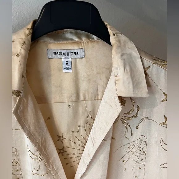 UO Cream and Gold Short Sleeve Shirt - Picture 3 of 6